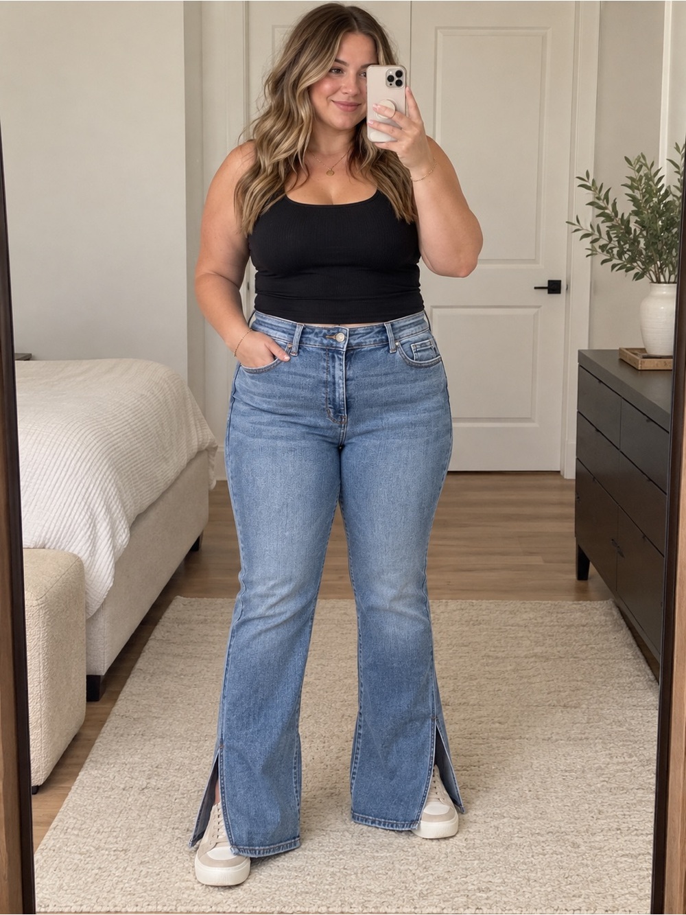 NWT Judy Blue Full Size Mid Rise Raw Hem Slit Flare Jeans medium wash 15/32